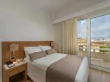 Quadruple Family Suite with Square View
