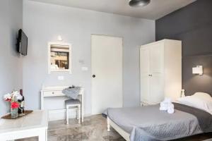 Lia Apartments, Kato Stalos