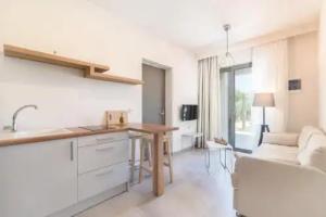 Lemonia Accommodations Apart-hotel, Lithakia