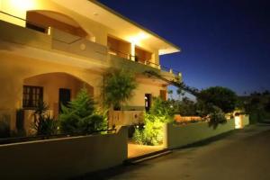 Argo Apartments, Kato Daratso