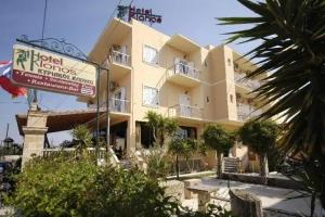 Klonos Anna, Aegina Town