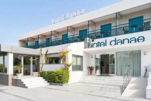 Danae Hotel, Aegina Town