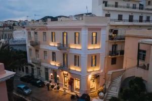 5 Hermoupolis Concept Sites Mini-hotel, Ermoupoli