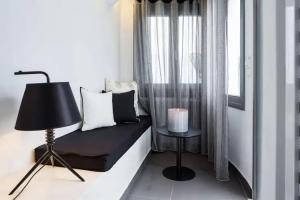 Aroma Suites, Fira
