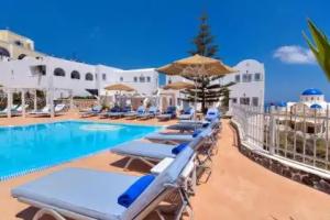 Dream Island Hotel, Fira