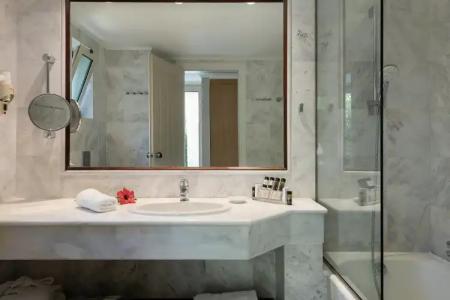 Pilot Beach Resort - 123