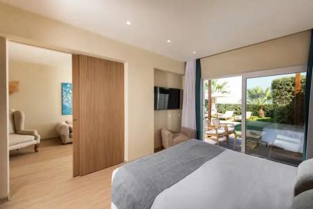 Pilot Beach Resort - 105