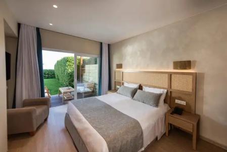 Pilot Beach Resort - 106