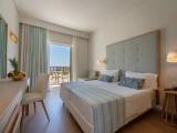 On the Beach Double Bungalow with sea view