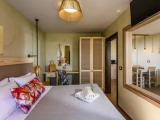 1 Bedroom Luxury Double Suite with inland view