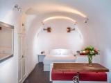 Full Moon Villa