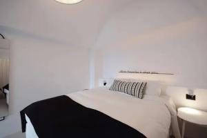 Ikies Santorini Apart-hotel, Oia