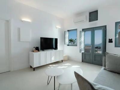 Ikies Santorini - 82