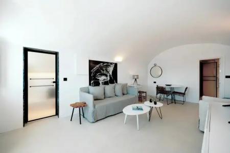 Ikies Santorini - 38