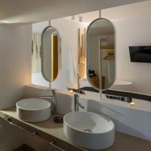 Muses Cycladic Suites - 114
