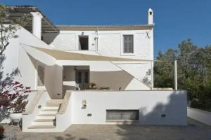 Four Seasons Hydra Luxury Suites, Hydra