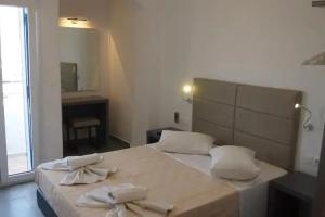 Homer's Inn Hotel, Ios Chora