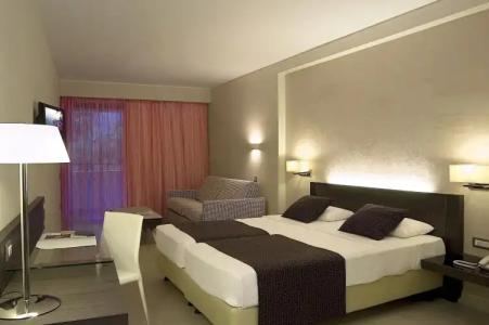 Olympic Palace - 108