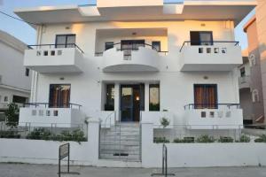 Blue Roses Apart-hotel, Ixia