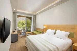 Akrotiri Beach Resort Hotel, Paleokastritsa