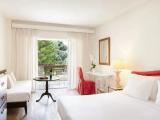 Superior Double room with balcony and with garden view