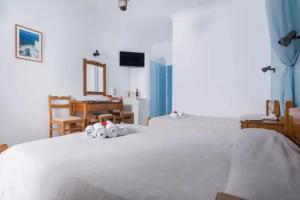 Hotel Olympia, Karterados