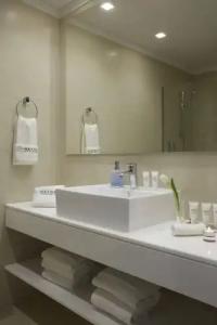 Mon Repos Palace - 9