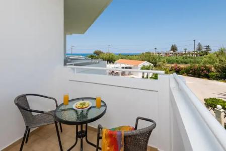 Mrs Chryssana Beach - 8