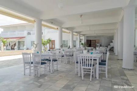 Mrs Chryssana Beach - 31