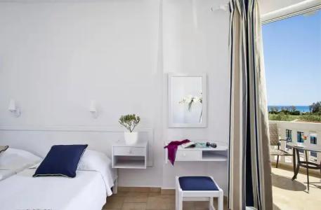 Mrs Chryssana Beach - 3