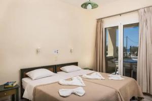 Mythos Beach Hotel Apartments, Maleme
