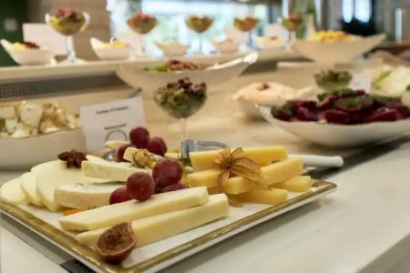 Kernos Beach & Bungalows - 13