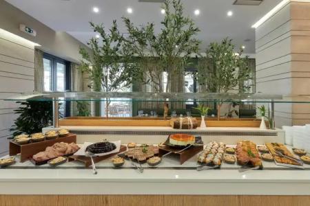 Kernos Beach & Bungalows - 12