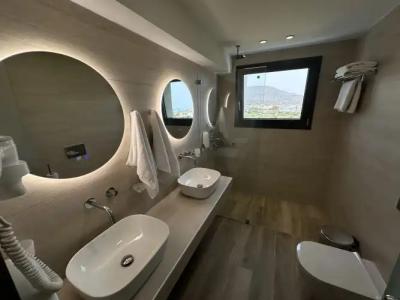 Kernos Beach & Bungalows - 40