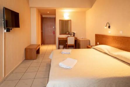 Malia Bay Beach & Bungalows - 3