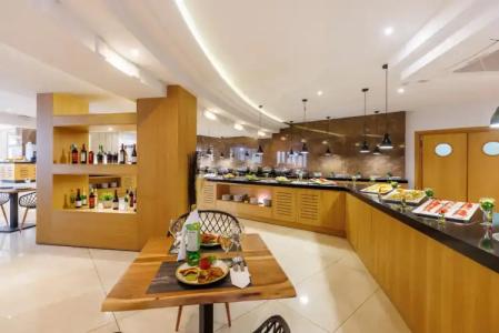 Malia Bay Beach & Bungalows - 37