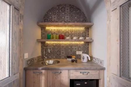 Caldera's Dolphin Suites - 24