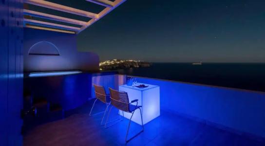 Caldera's Dolphin Suites - 12