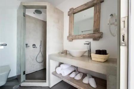 Caldera's Dolphin Suites - 96