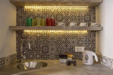 Caldera's Dolphin Suites - 35