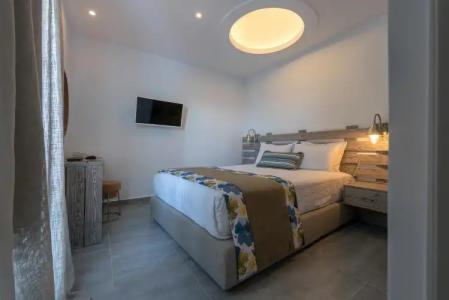 Caldera's Dolphin Suites - 26