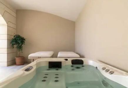 Macaris Suites & Spa - 126