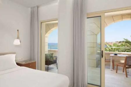 Macaris Suites & Spa - 130