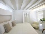 Executive Quadruple Suite with pool view