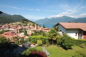 Bed & Breakfast «Balcone Fiorito», Menaggio