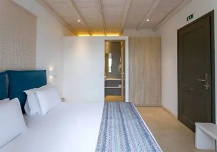 Princess Of Naxos - 69