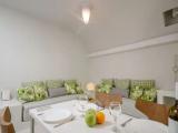 Deluxe Suite with balcony