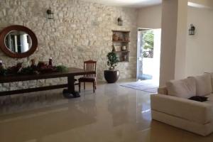 Paros Palace Hotel, Parikia