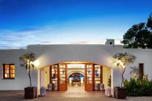 Marpunta Resort Alonnisos, Alonnisos town