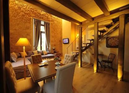 Pepi Boutique (Adults Only) - 1